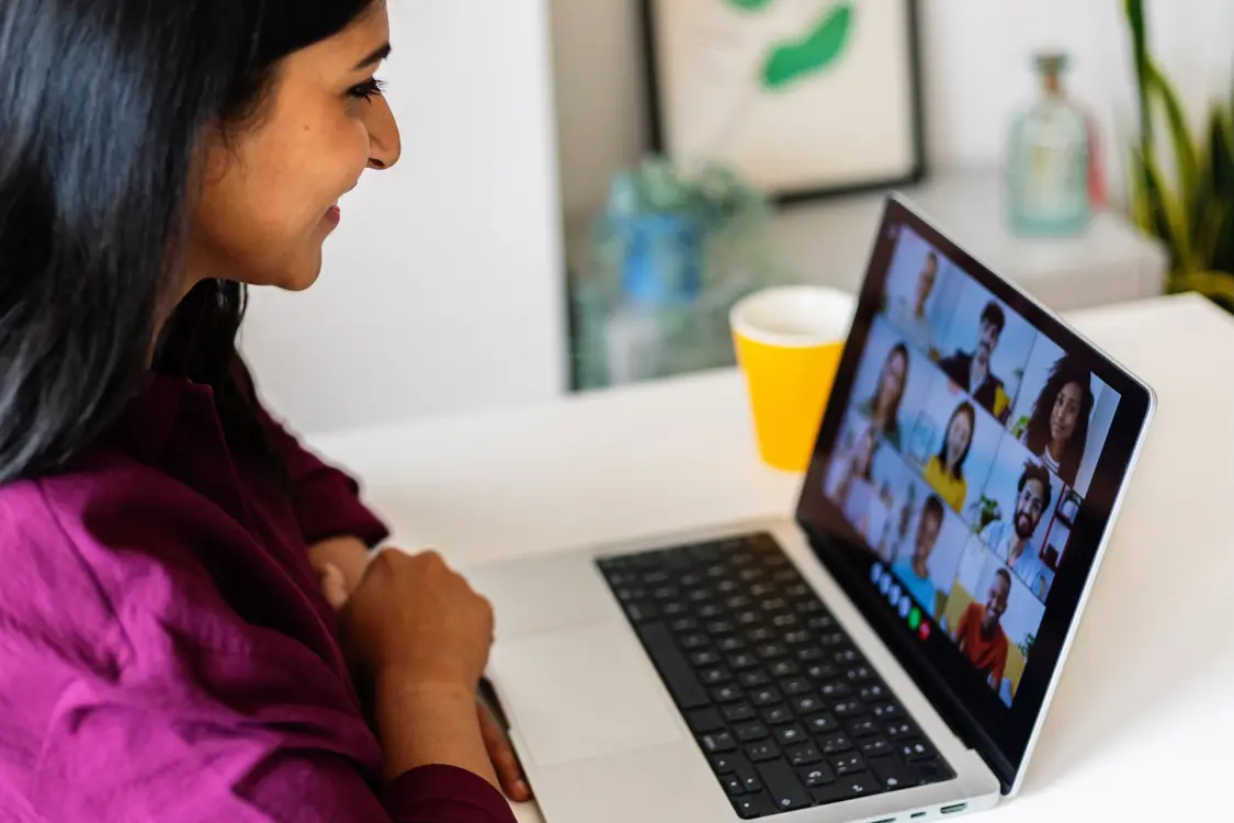 Leia mais sobre o artigo Audiências online: como preparar seus clientes para uma participação eficaz