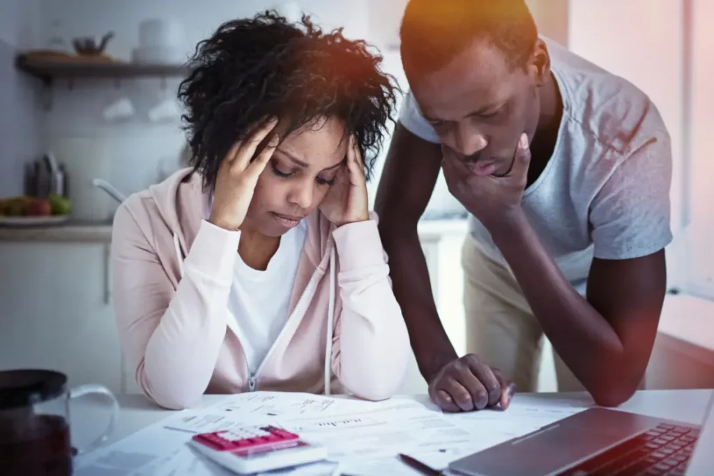Cláusula abusiva em contrato: como identificar e anular