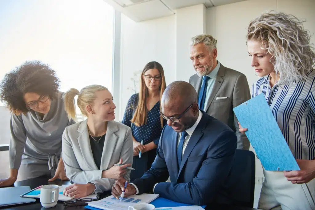 Compliance empresarial​: responsabilidades legais e atuação do advogado corporativo